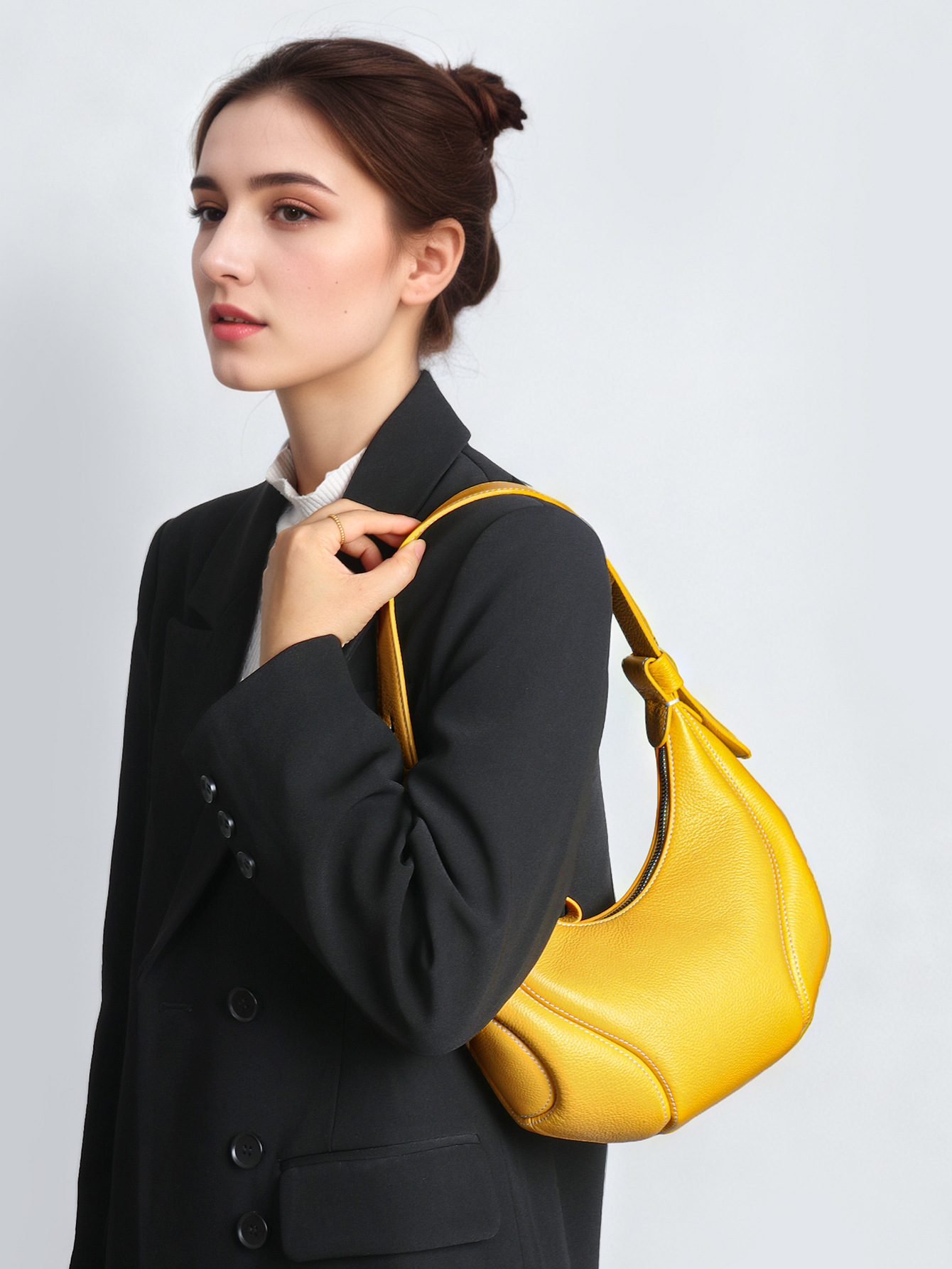 Product image 2 of Shoulder Bag Commuting Genuine Leather Women’s Bag Cowhide Leather Underarm Bag for wholesale handbag buyers