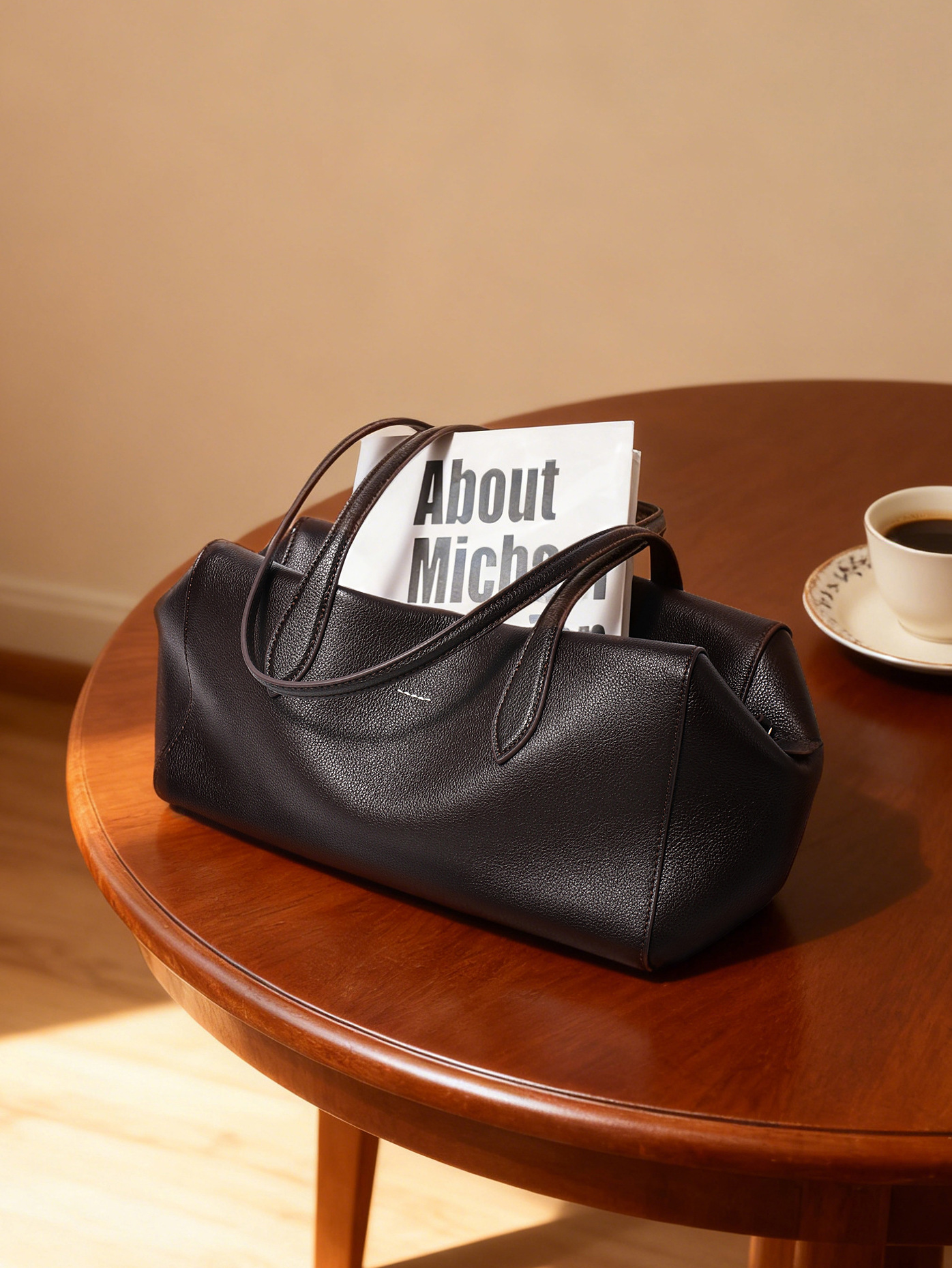 Product image 4 of Shoulder Bag Commuting Modern Style Handbag Genuine Leather Women’s Bag for wholesale handbag buyers