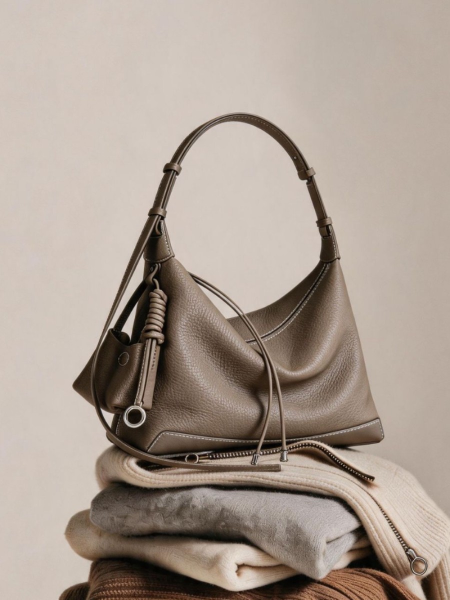 Product image 5 of Shoulder Bag Tote Bag Korean Style Genuine Leather Women’s Bag Crossbody Bag for wholesale handbag buyers
