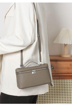 Product image 7 of Shoulder Bag Tote Bag Korean Style Genuine Leather Women’s Bag Crossbody Bag for wholesale handbag buyers