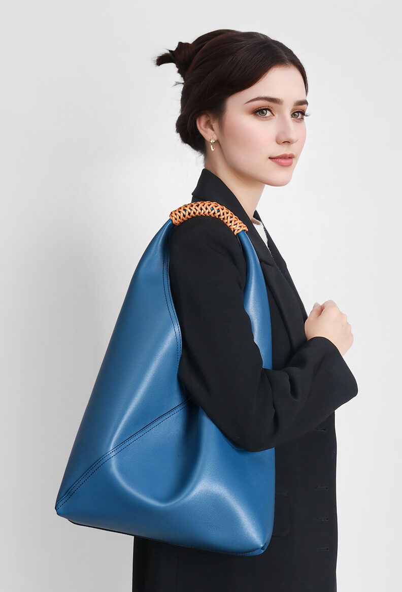 Product image 7 of Tote Bag Commuting Versatile Korean Style Genuine Leather Women’s Bag for wholesale handbag buyers